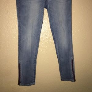 MOVING SALE!! WHBM light denim skimmer jeans